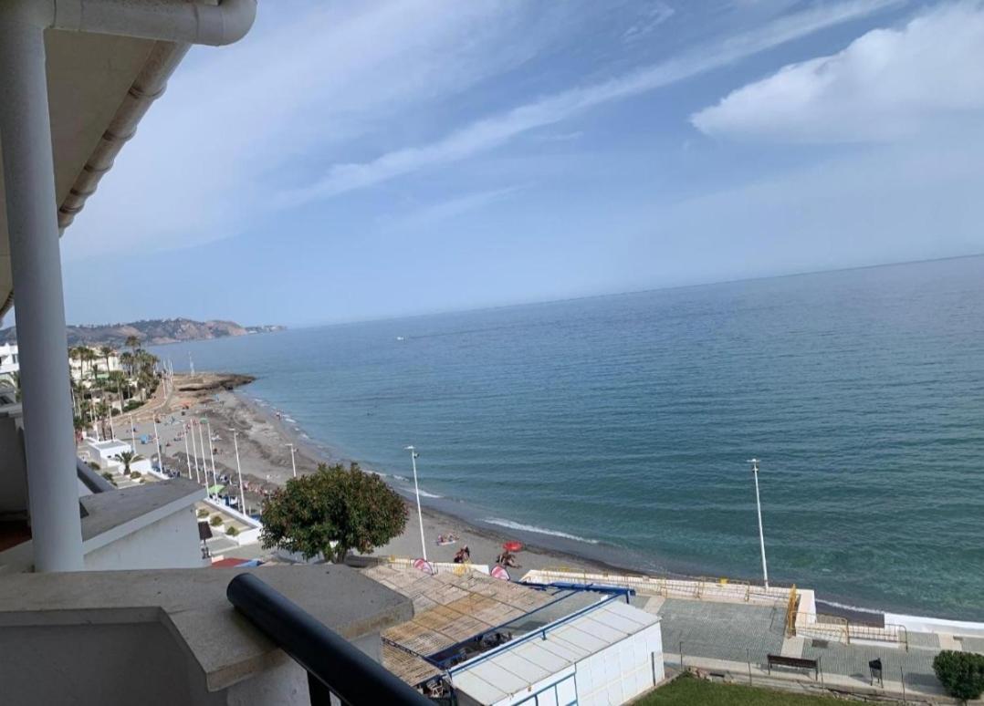 Precioso Apartamento Frontal Al Mar نيرخا المظهر الخارجي الصورة